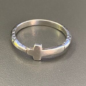 Silpada Sterling Silver Cross Ring